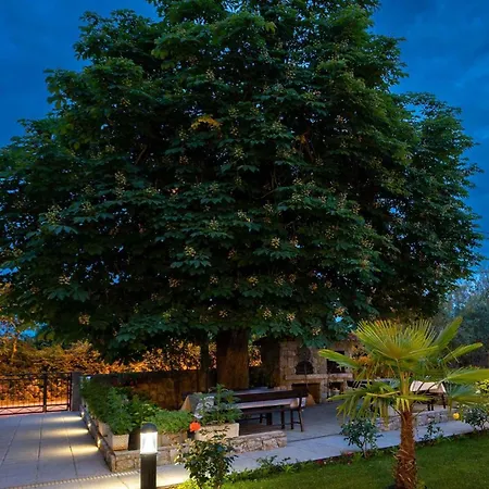 2 * مالينسكا